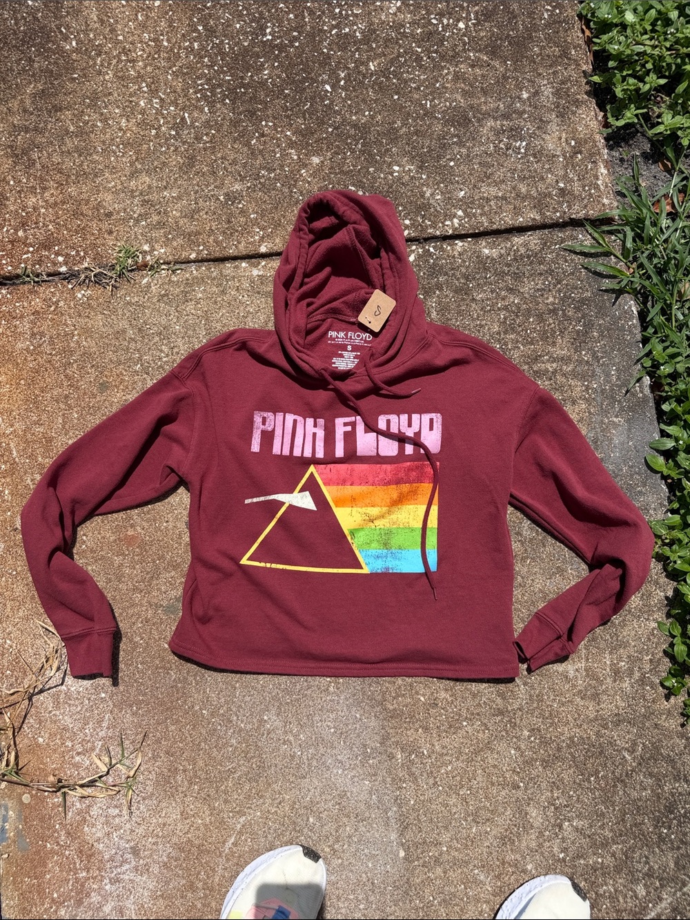 Pink Floyd Maroon Hoodie with Pink and Yellow Graphic. Size Small